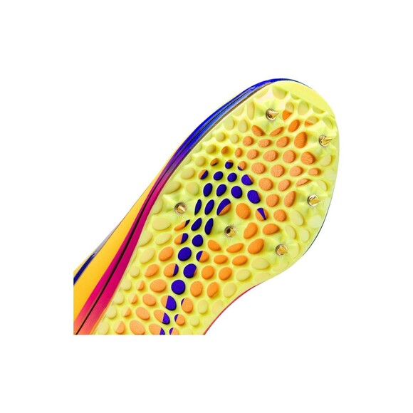 Athletic_Shoes